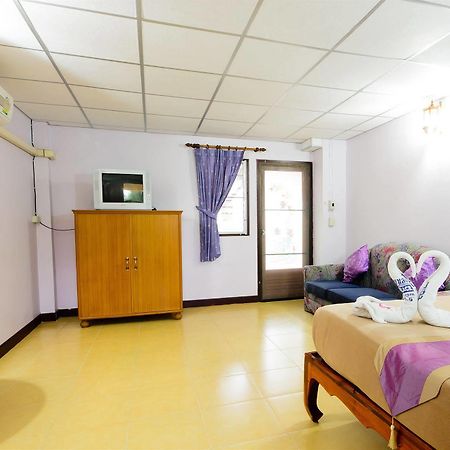 Sananwan Beach B&B Bang Saphan Noi Eksteriør billede