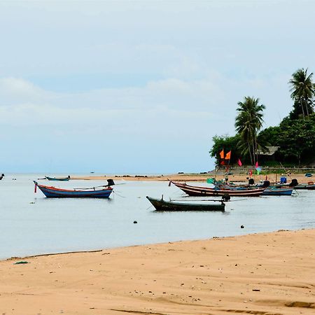 Sananwan Beach B&B Bang Saphan Noi Eksteriør billede