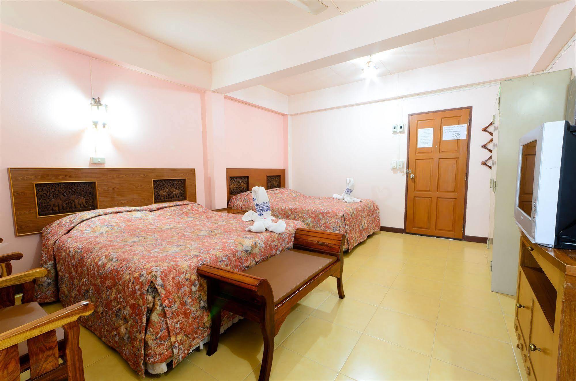 Sananwan Beach B&B Bang Saphan Noi Eksteriør billede