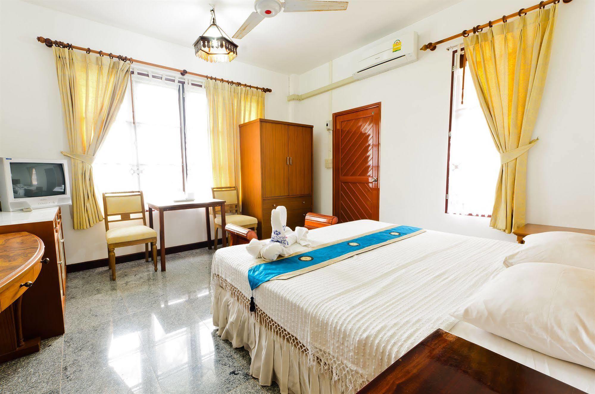 Sananwan Beach B&B Bang Saphan Noi Eksteriør billede