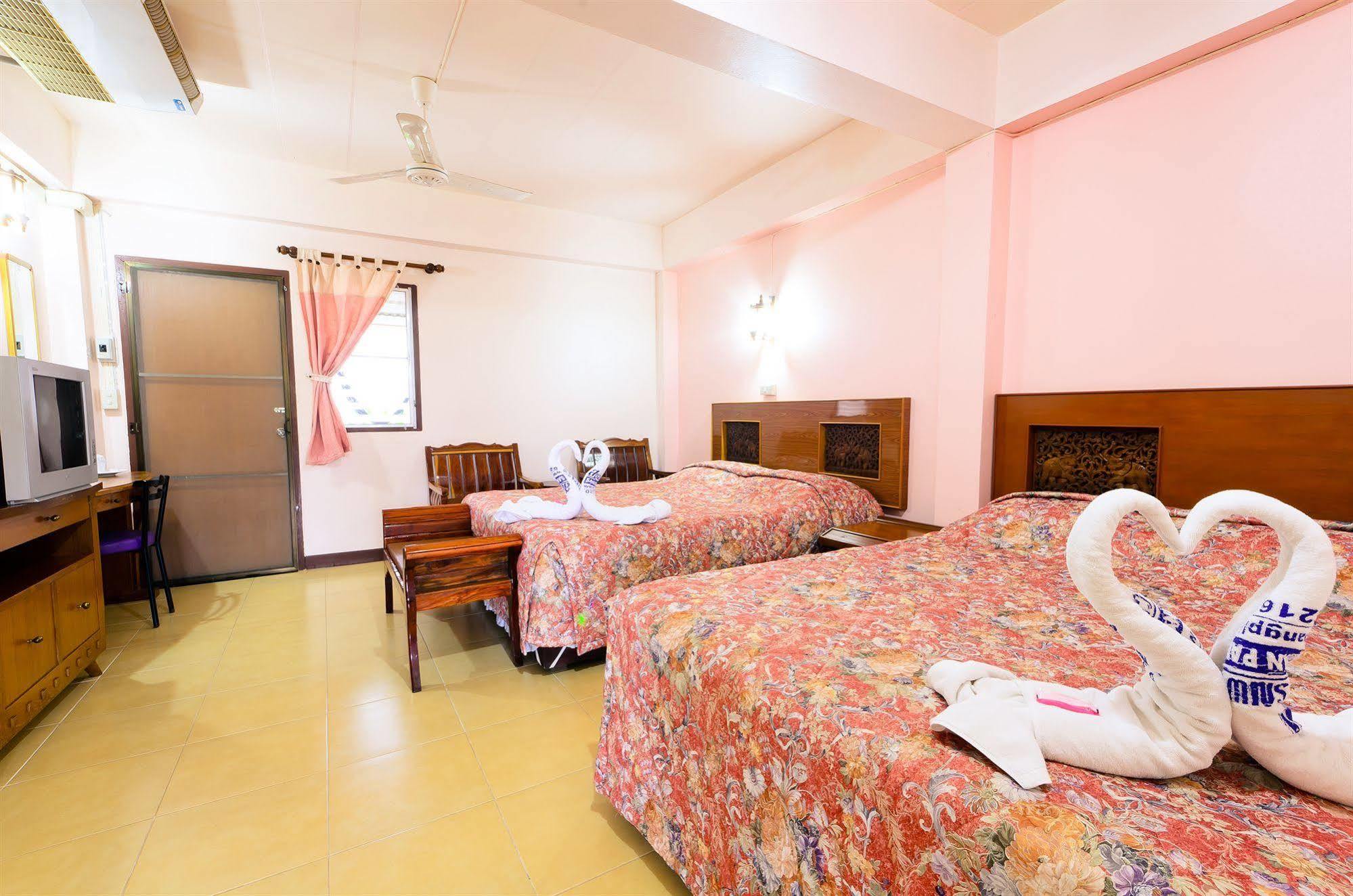 Sananwan Beach B&B Bang Saphan Noi Eksteriør billede