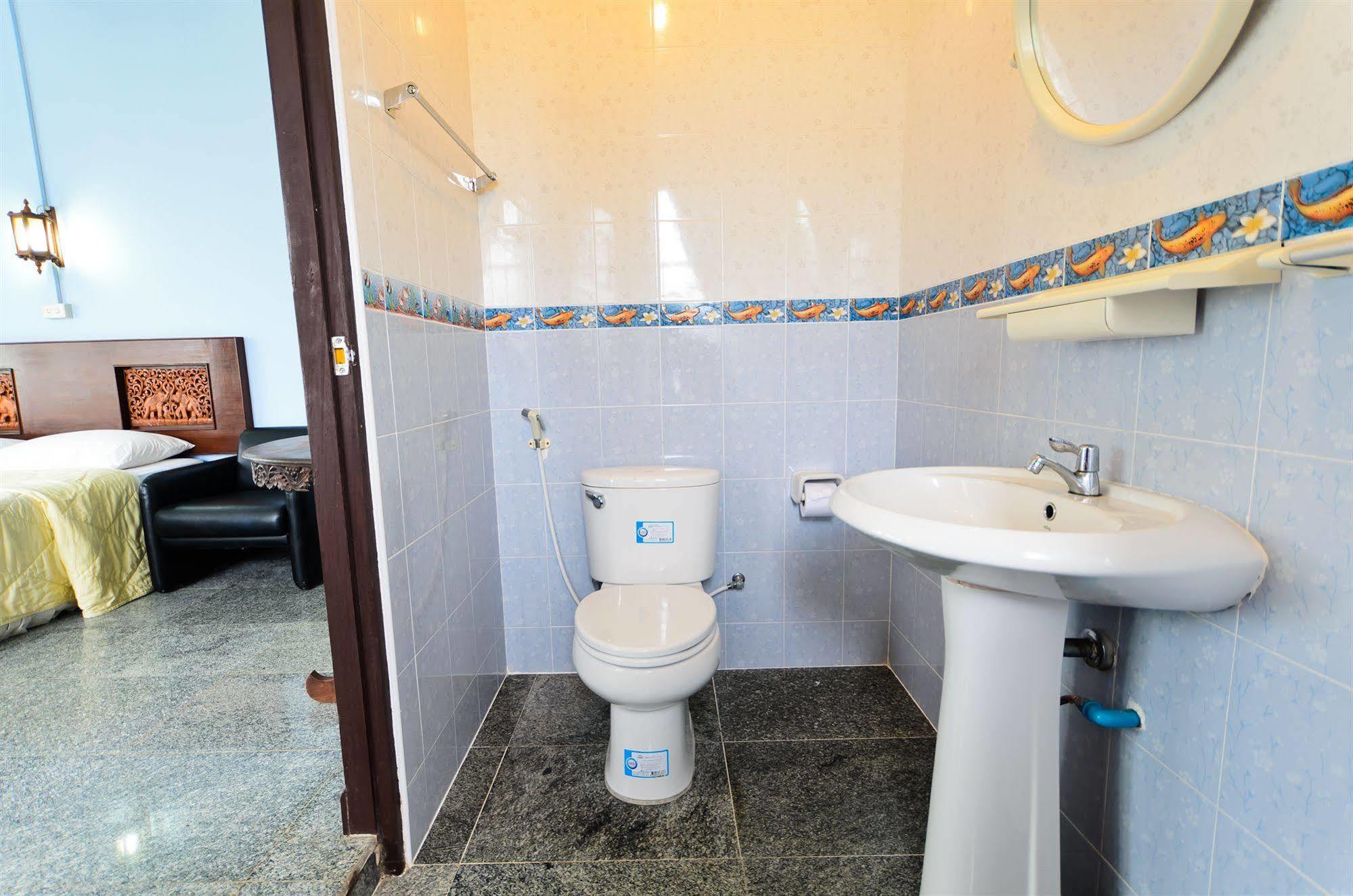 Sananwan Beach B&B Bang Saphan Noi Eksteriør billede